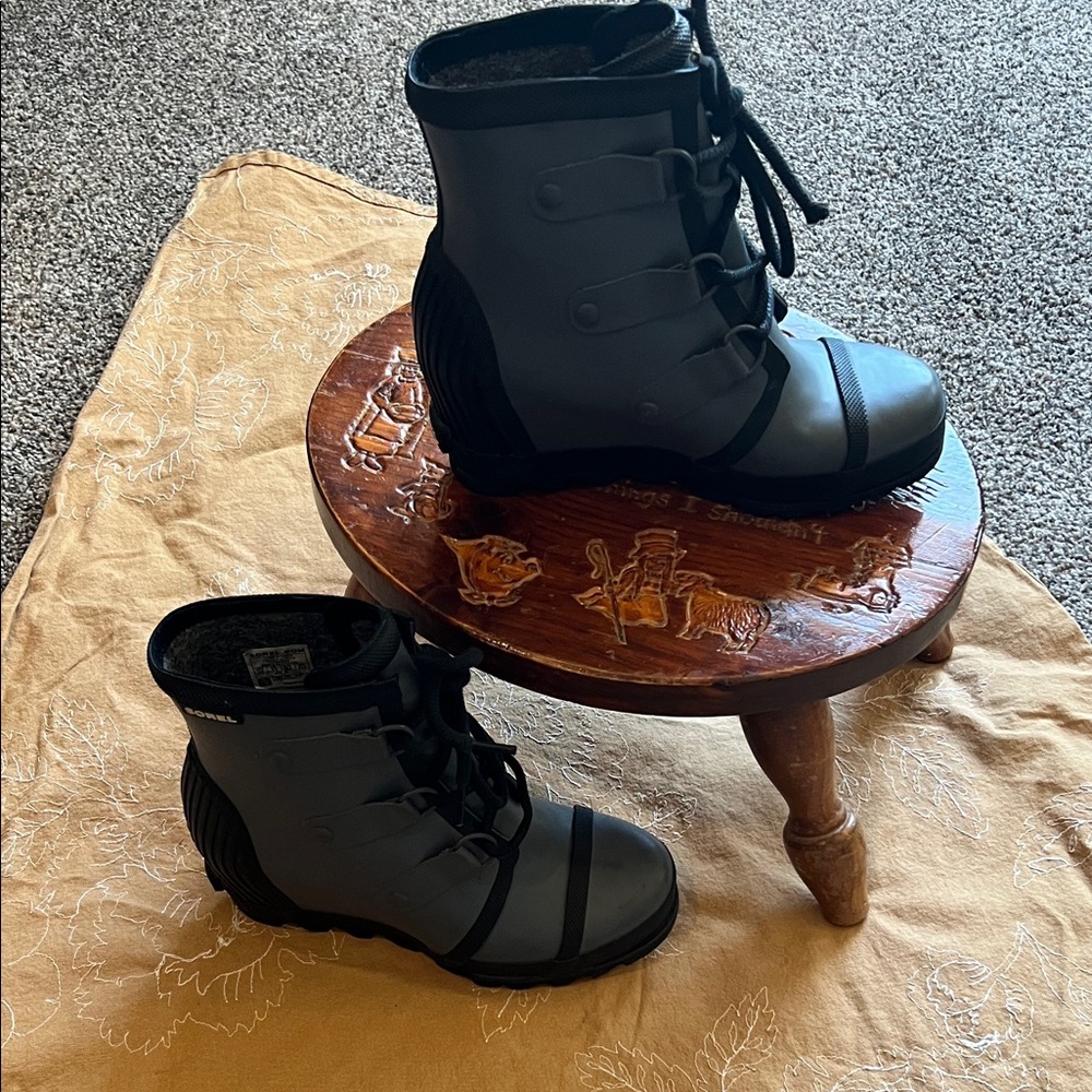 Sorel Gray and Black Lace-Up Ankle Booties
